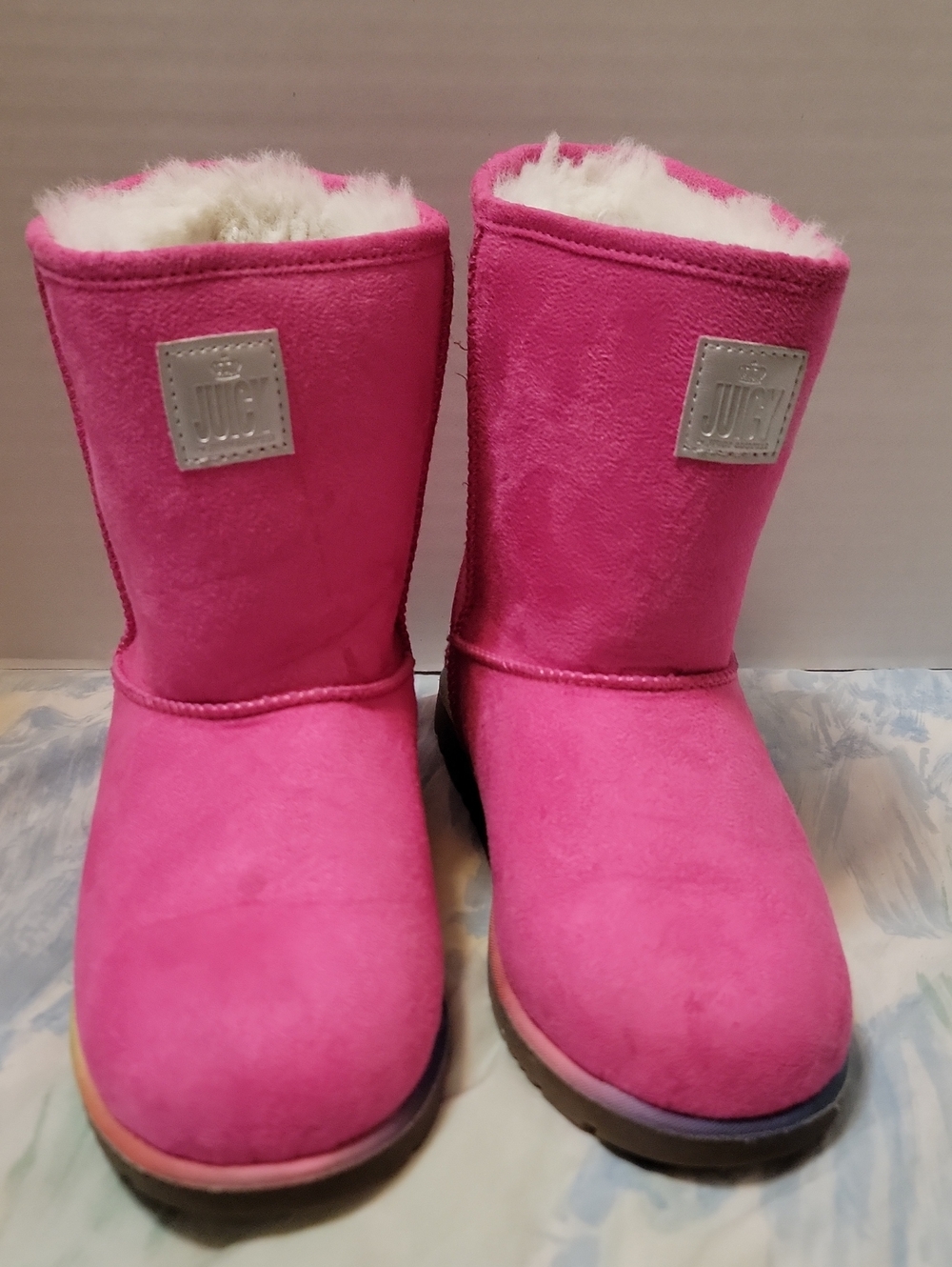 Juicy Couture Girls' Bright Pink Faux-Suede Fur-Lined Bootspegamento? Sz 3M